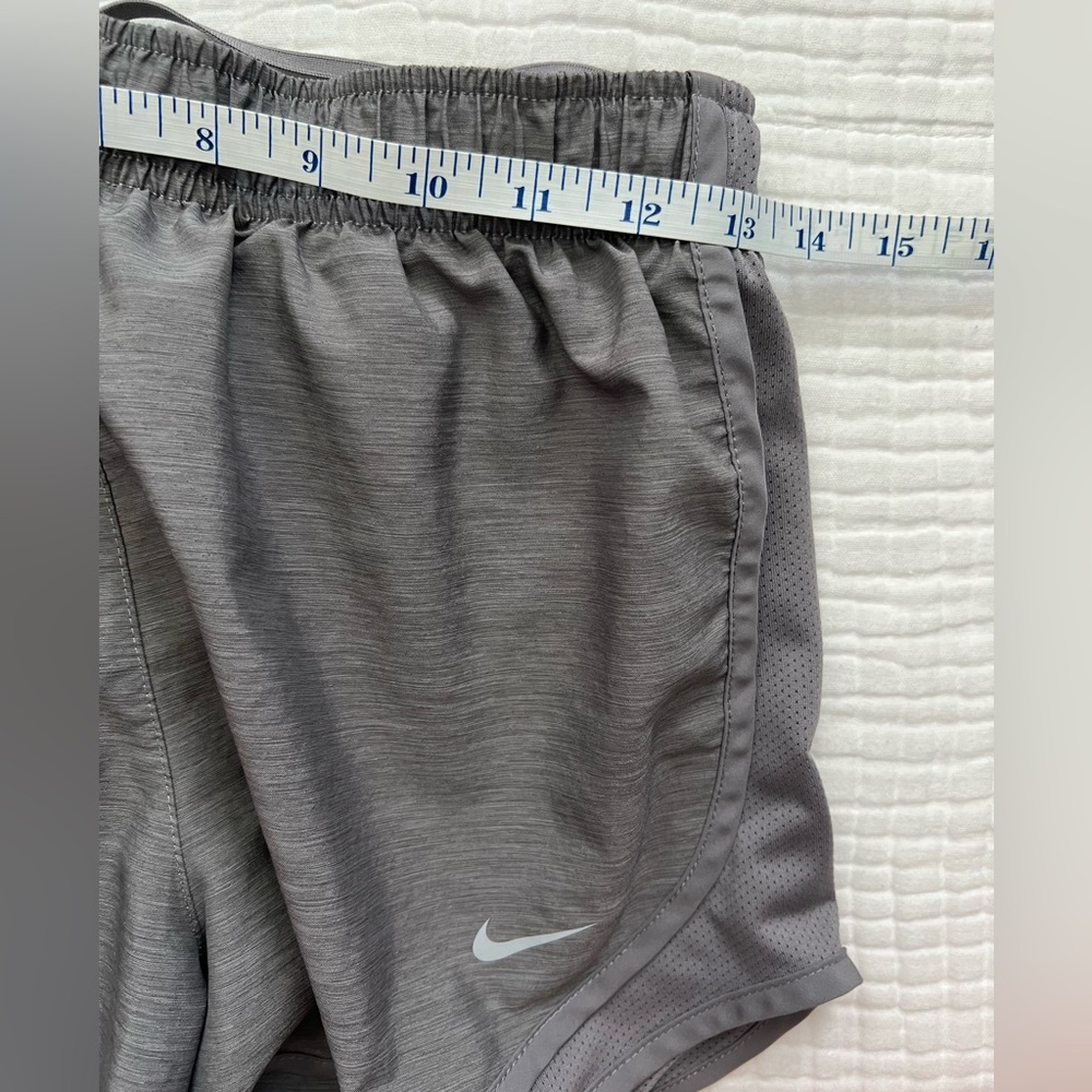 Nike Tempo Dri-Fit brief lined women's running shorts -Gray -Size Medium - Picture 7 of 11